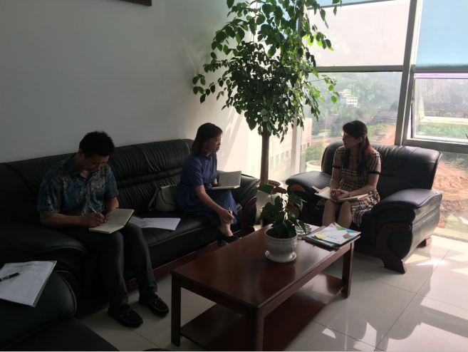 宜賓縣天泉供水公司開展政風(fēng)行風(fēng)工作用戶走訪活動