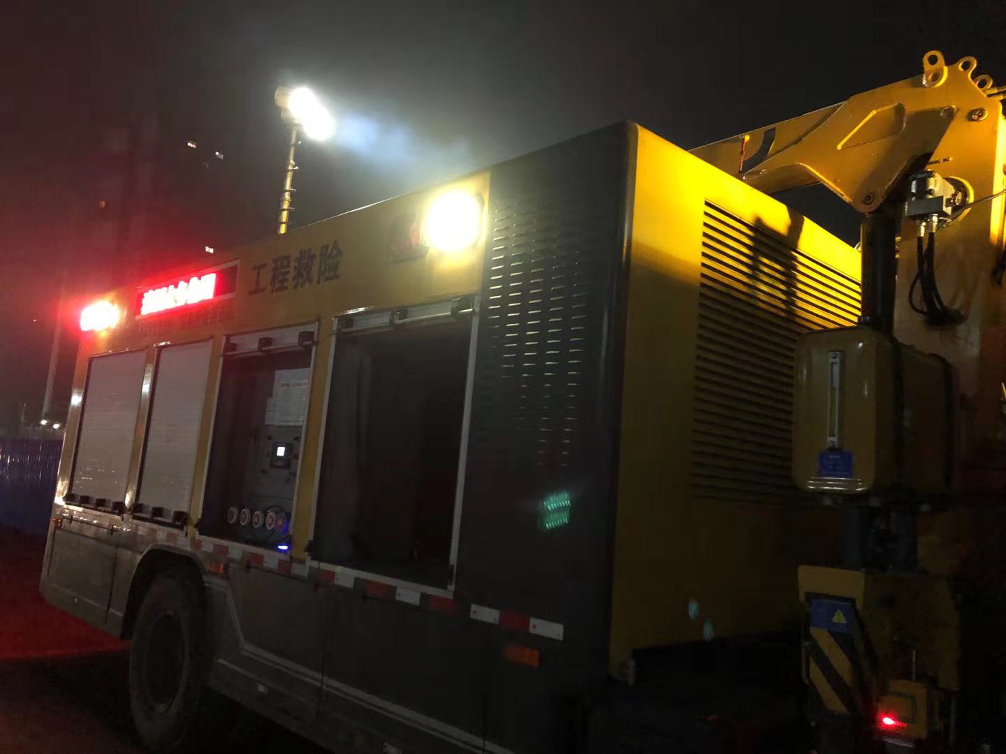 寒冷冬夜，這里溫暖如春