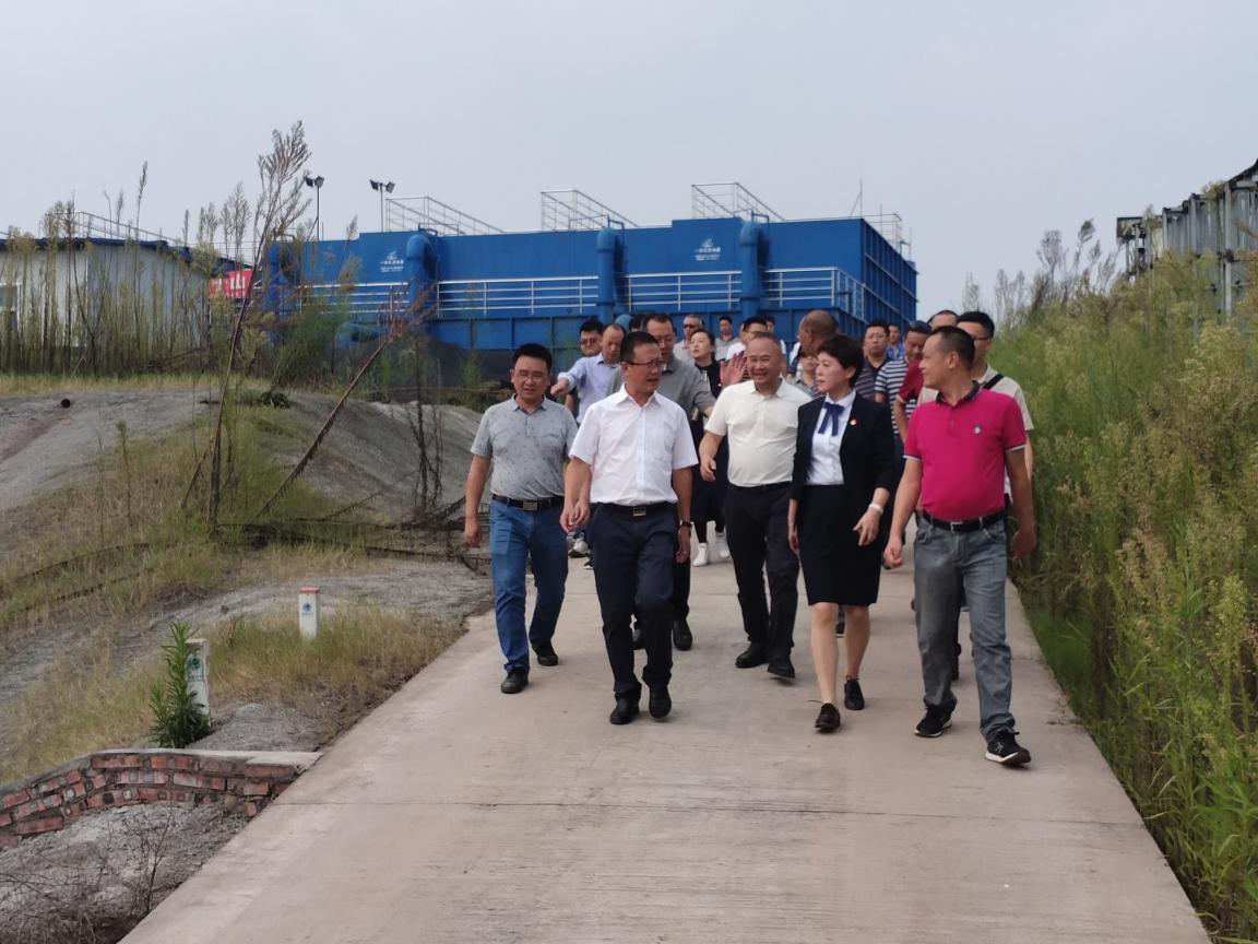 市委常委、統(tǒng)戰(zhàn)部部長李學(xué)焦帶隊(duì)檢查我司供水保障工作