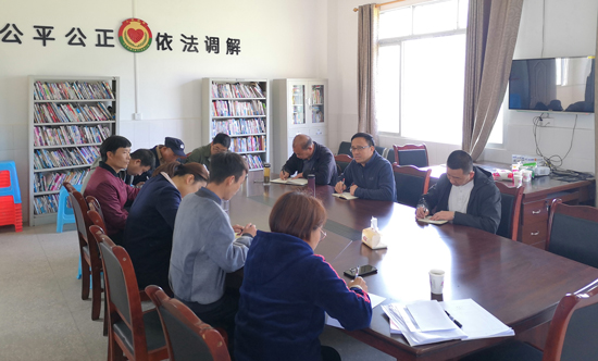 集團(tuán)公司黨委書(shū)記、董事長(zhǎng)周燕賓一行調(diào)研脫貧攻堅(jiān)工作