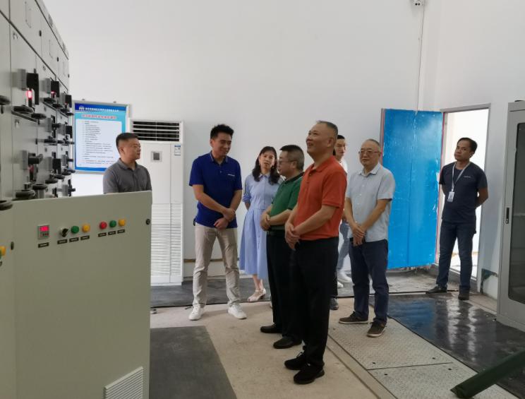 敘州區(qū)人大、政協(xié)領(lǐng)導(dǎo)到清源水務(wù)集團(tuán)天泉供水公司調(diào)研