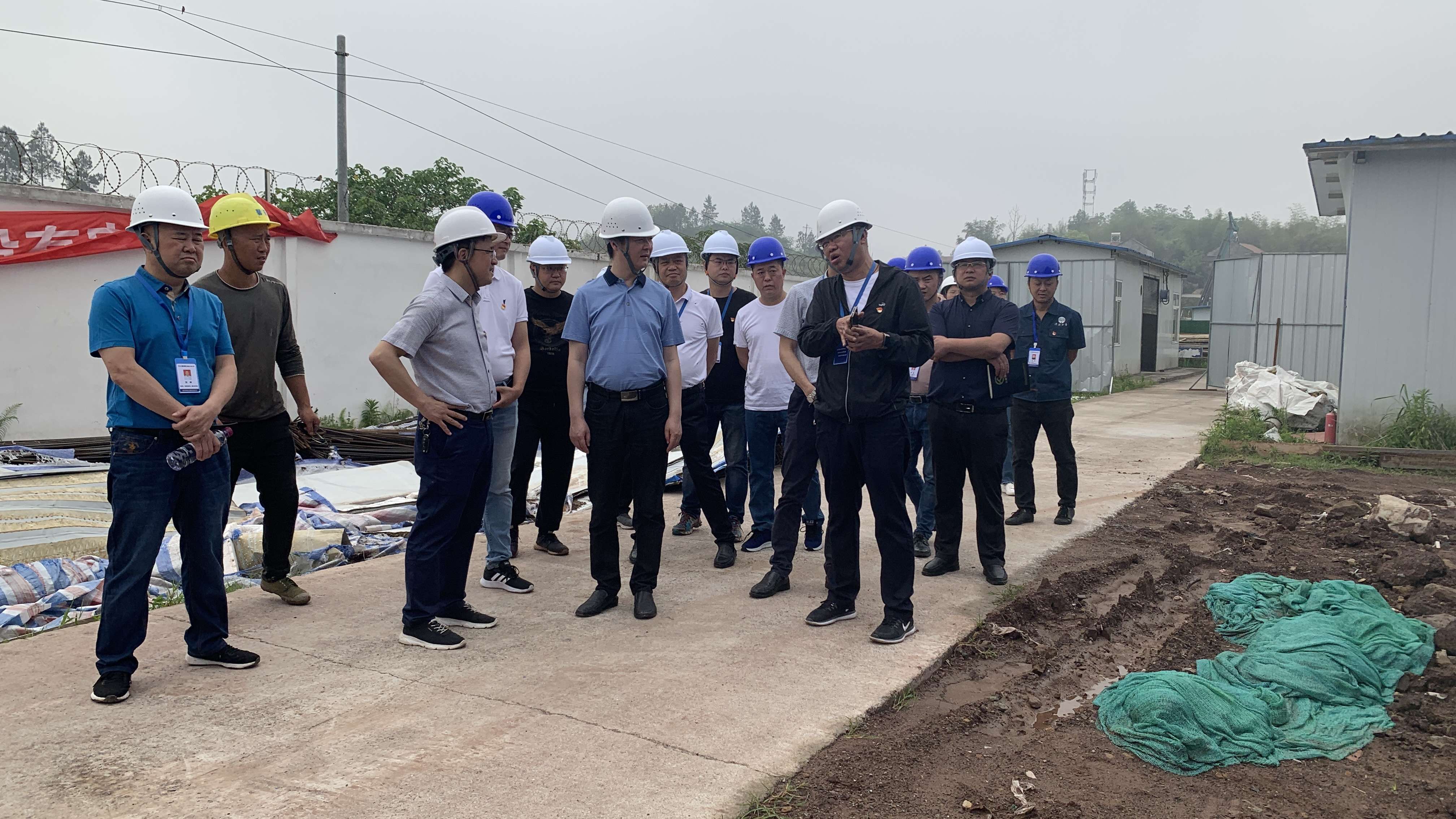 市公服集團(tuán)黨委委員、監(jiān)事會主席周威帶隊調(diào)研清源水務(wù)公司