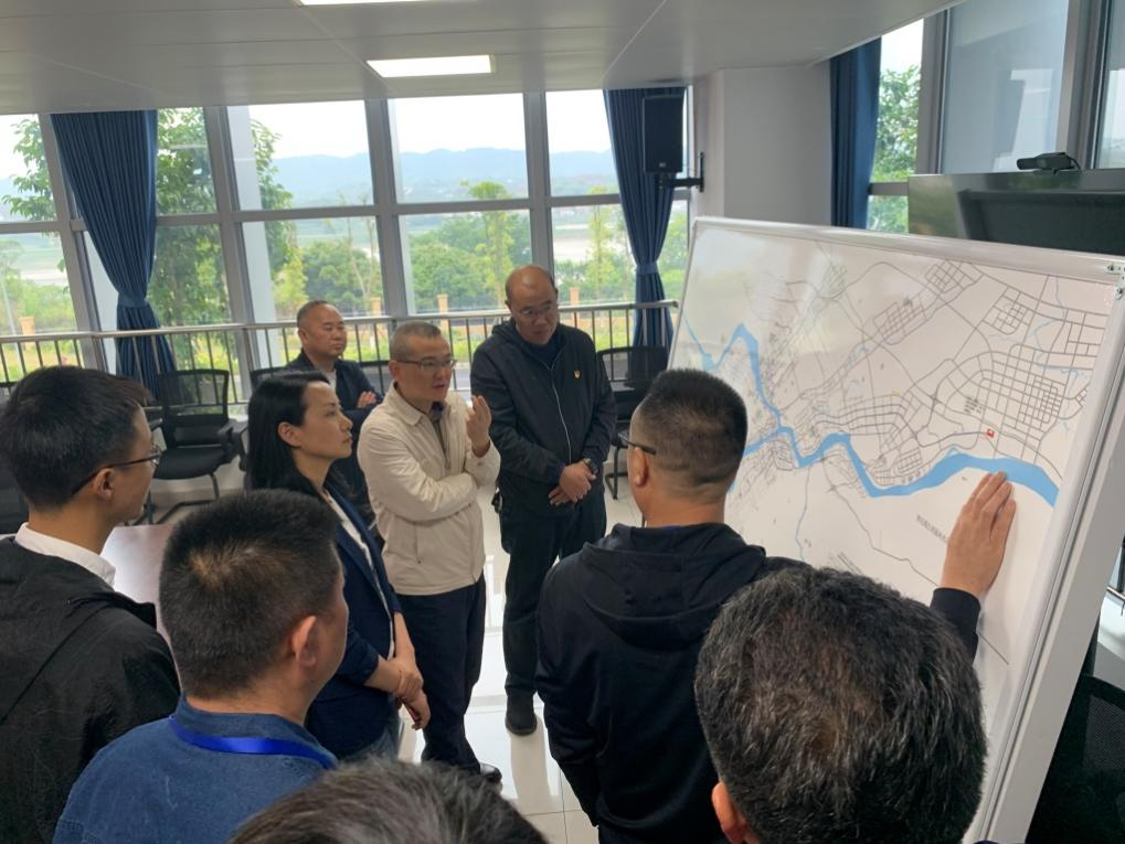 深入調(diào)研察實(shí)情，把脈問診助發(fā)展