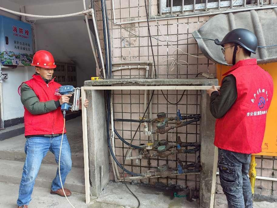 公服集團清源水務(wù)公司開展“學(xué)雷鋒，愛國衛(wèi)生我踐行”志愿服務(wù)活動