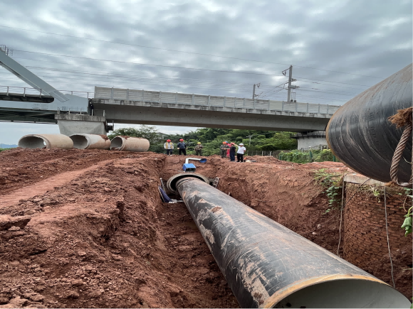 菜壩水廠(chǎng)至高捷水廠(chǎng)第二管線(xiàn)工程順利穿越成貴高鐵岷江特大橋