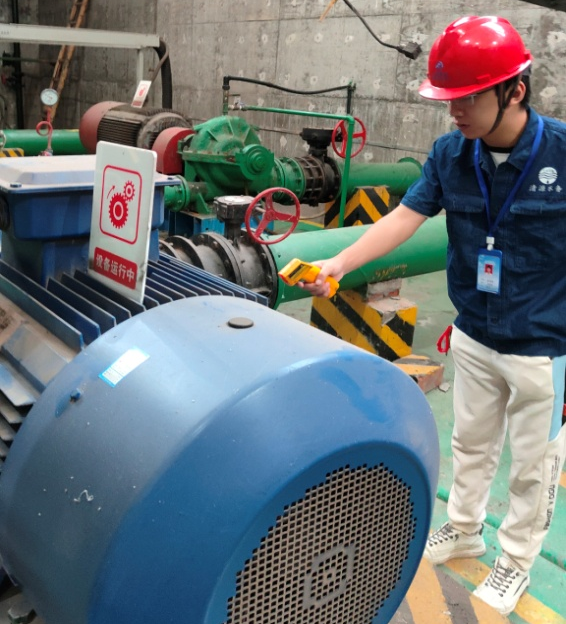 炎炎夏日堅(jiān)守崗位 汩汩清泉潤澤三江新區(qū) ——白沙泵站夏季高溫保供工作紀(jì)實(shí)